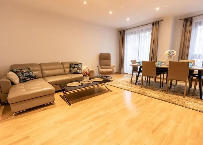 Basha Premium Sopot 2